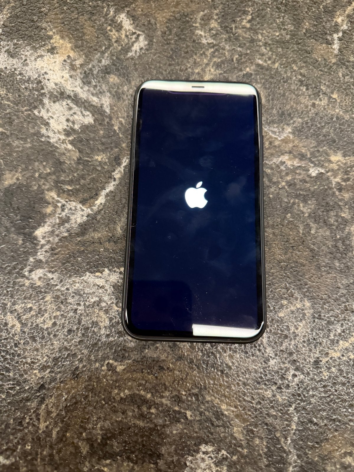 Apple iPhone 11 64GB Zwart - Zo goed als nieuw, Telecommunicatie, Zwart, Zo goed als nieuw, 64 GB, Zonder simlock
