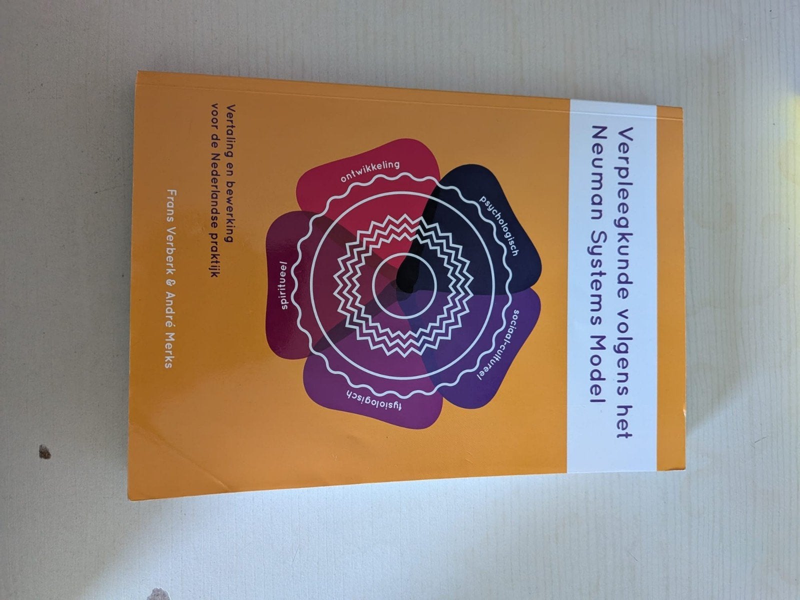 Studieboek Verpleegkunde volgens het Neuman Systems Model, Verzenden, Beta, Zo goed als nieuw, HBO