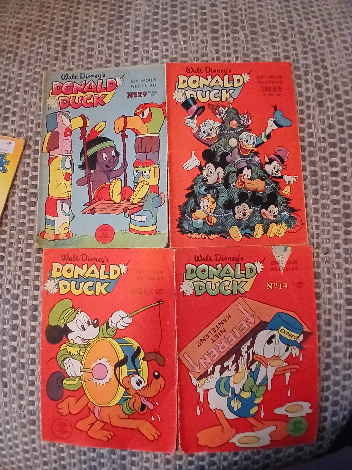 4 Oude Donald Ducks uit 1959 - Zeldzame Vintage Stripboeken, Boeken, Stripboeken, Gelezen, Ophalen of Verzenden, Walt Disney  Donald duck