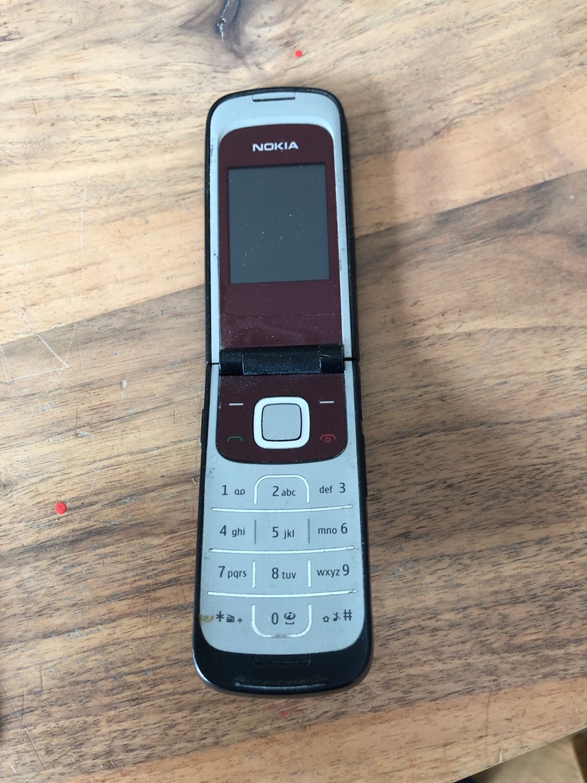 Nokia Klaptelefoon - Klassiek Model, Gebruikt, Overige kleuren, Fysiek toetsenbord, Inklapmodel