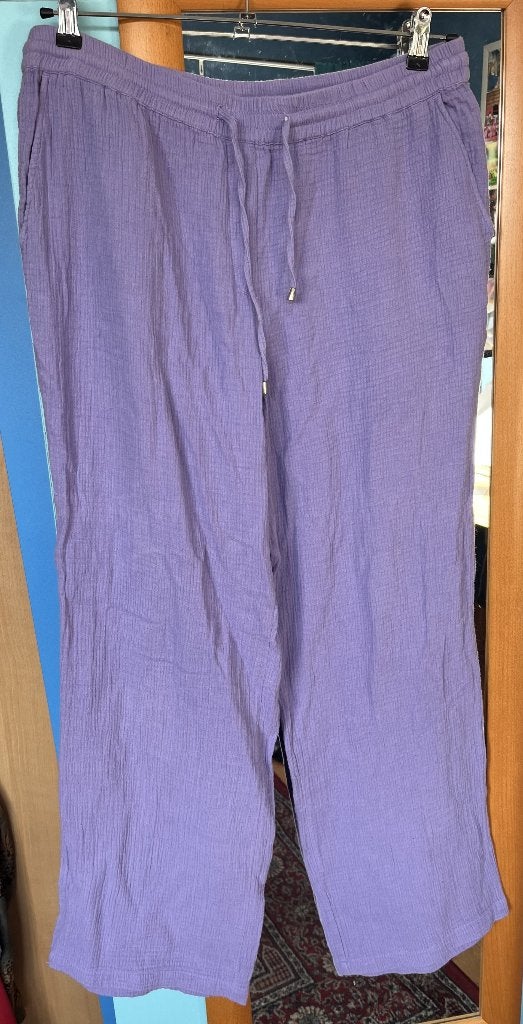 mooie lila katoenen zomerbroek Christian Berg 42 zgan, Kleding | Dames, Verzenden, Paars, Maat 42/44 (L), Zo goed als nieuw