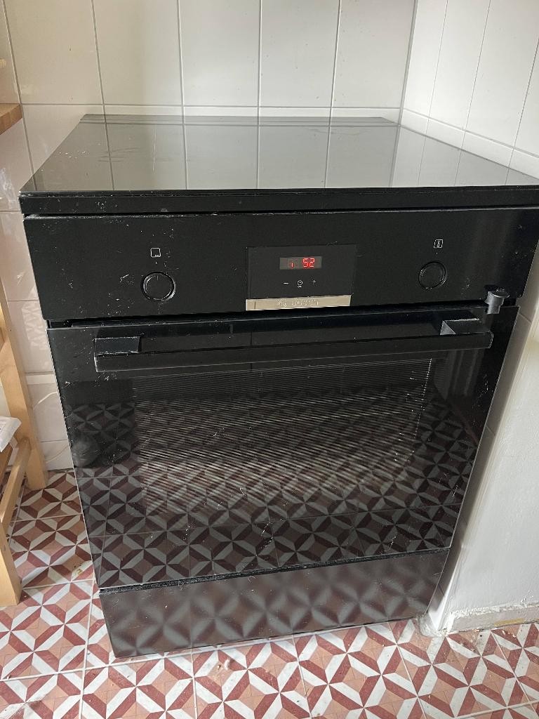 Bosch Oven Met Inductiekookplaat Inductiefornuis Hetelucht, Witgoed en Apparatuur, Ovens, Ophalen