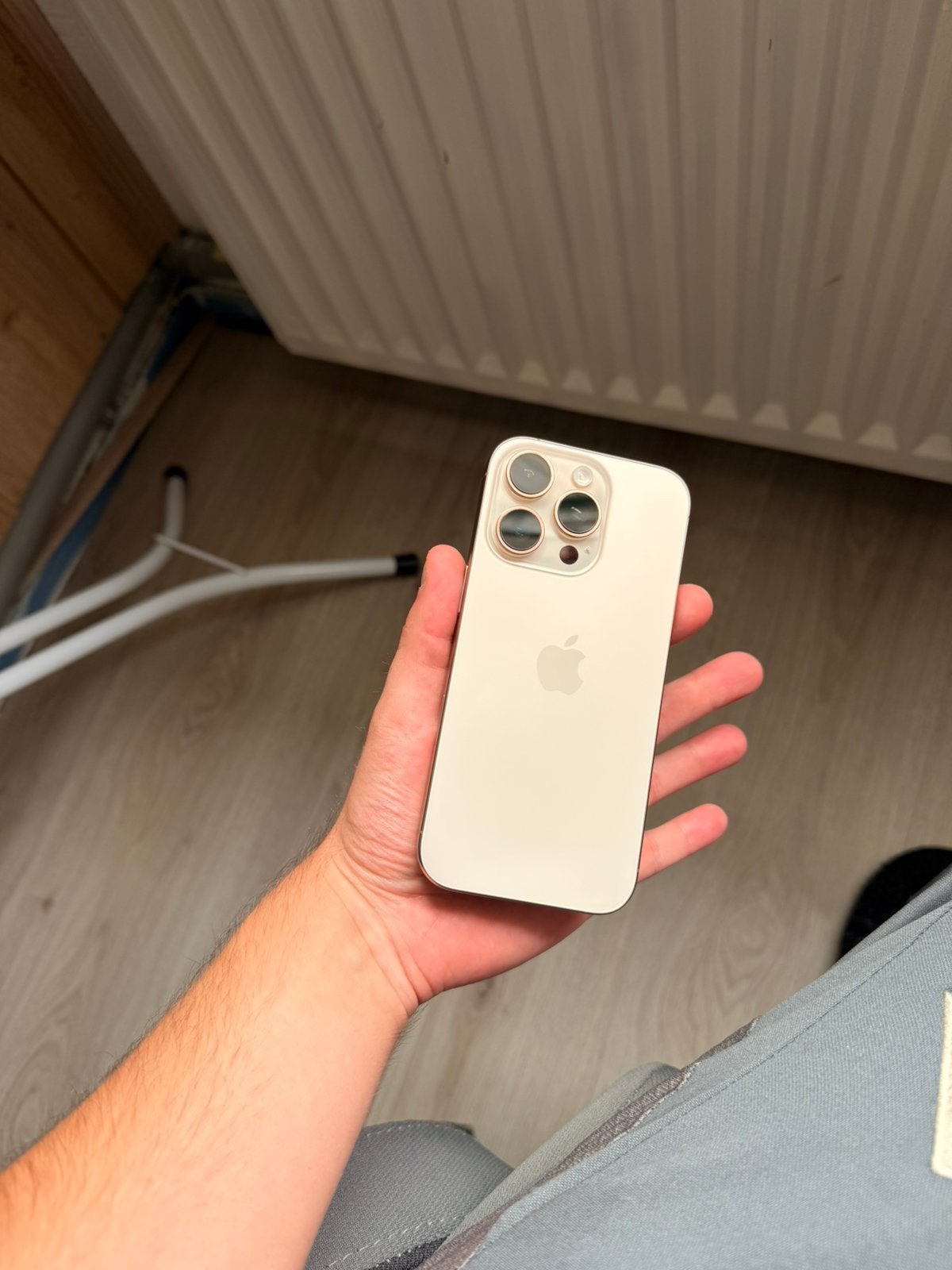 iPhone 16 Pro 256GB Desert Titanium, Telecommunicatie, Mobiele telefoons | Hoesjes en Frontjes | Apple iPhone, Ophalen of Verzenden