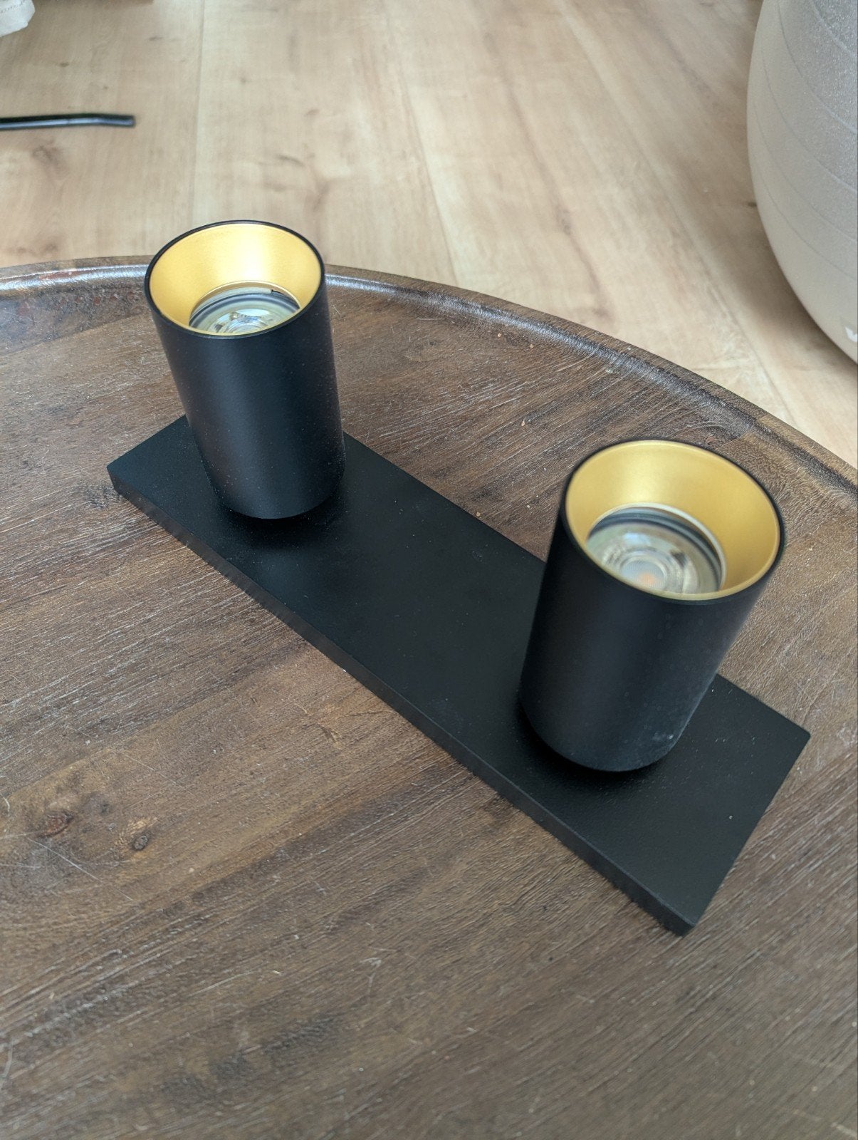 Zwarte opbouwspots incl. lampen, Gebruikt, Geschikt voor plafondmontage, GU10, Opbouwspot