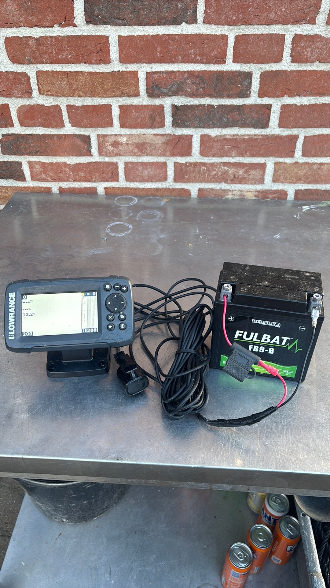 Lowrance hook 4x fishfinder met accu, Ophalen of Verzenden, Zo goed als nieuw, Kaartplotter of Fish Finder