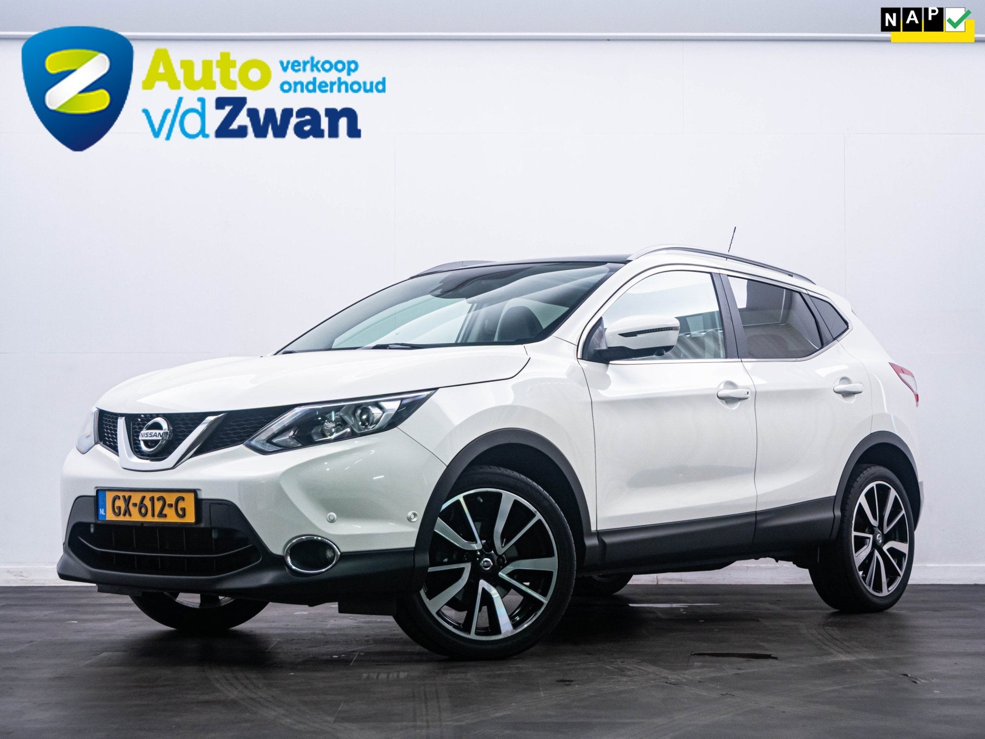 Nissan Qashqai 1.2 Tekna 116 Pk Pano/Camera/Leer/Navi, Auto's, Voorwielaandrijving, Gebruikt, 4 cilinders, 116 pk
