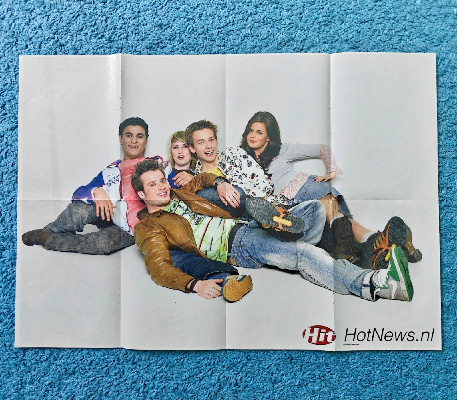 Hotnews nl poster hitkrant vintage, Verzamelen, Rechthoekig Liggend, Nieuw, Ophalen of Verzenden, A1 t/m A3