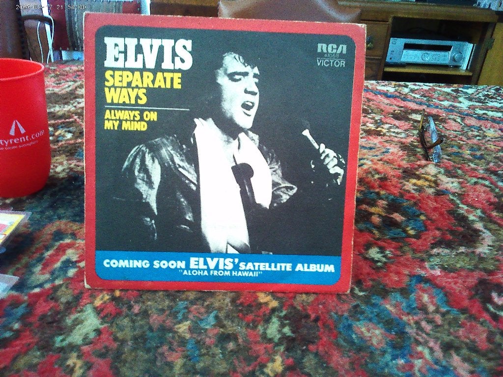 ELVIS SINGLE, Ophalen of Verzenden, Zo goed als nieuw