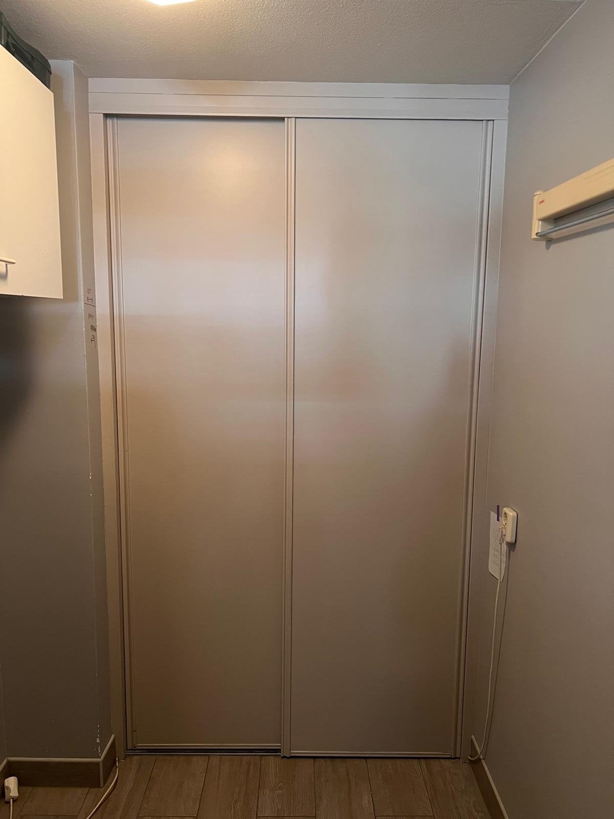 Inbouw schuifdeurkast evt met planken., Ophalen, Met plank(en), Gebruikt, 100 tot 150 cm