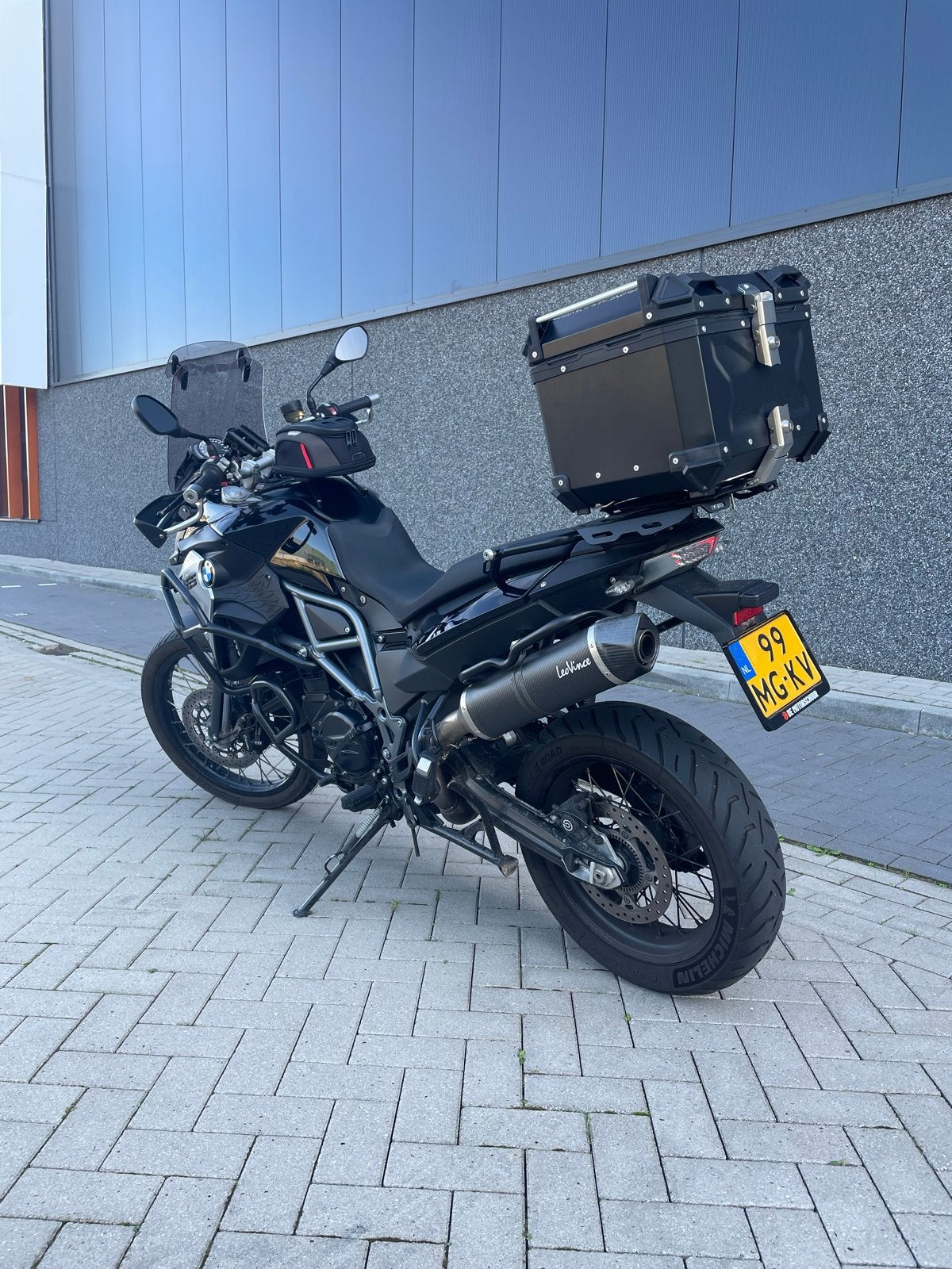 BMW F 800 GS - Allroad motor met topkoffer en valbeugels, 2 cilinders, Sportuitlaat, Motorrijbewijs A, Gebruikt