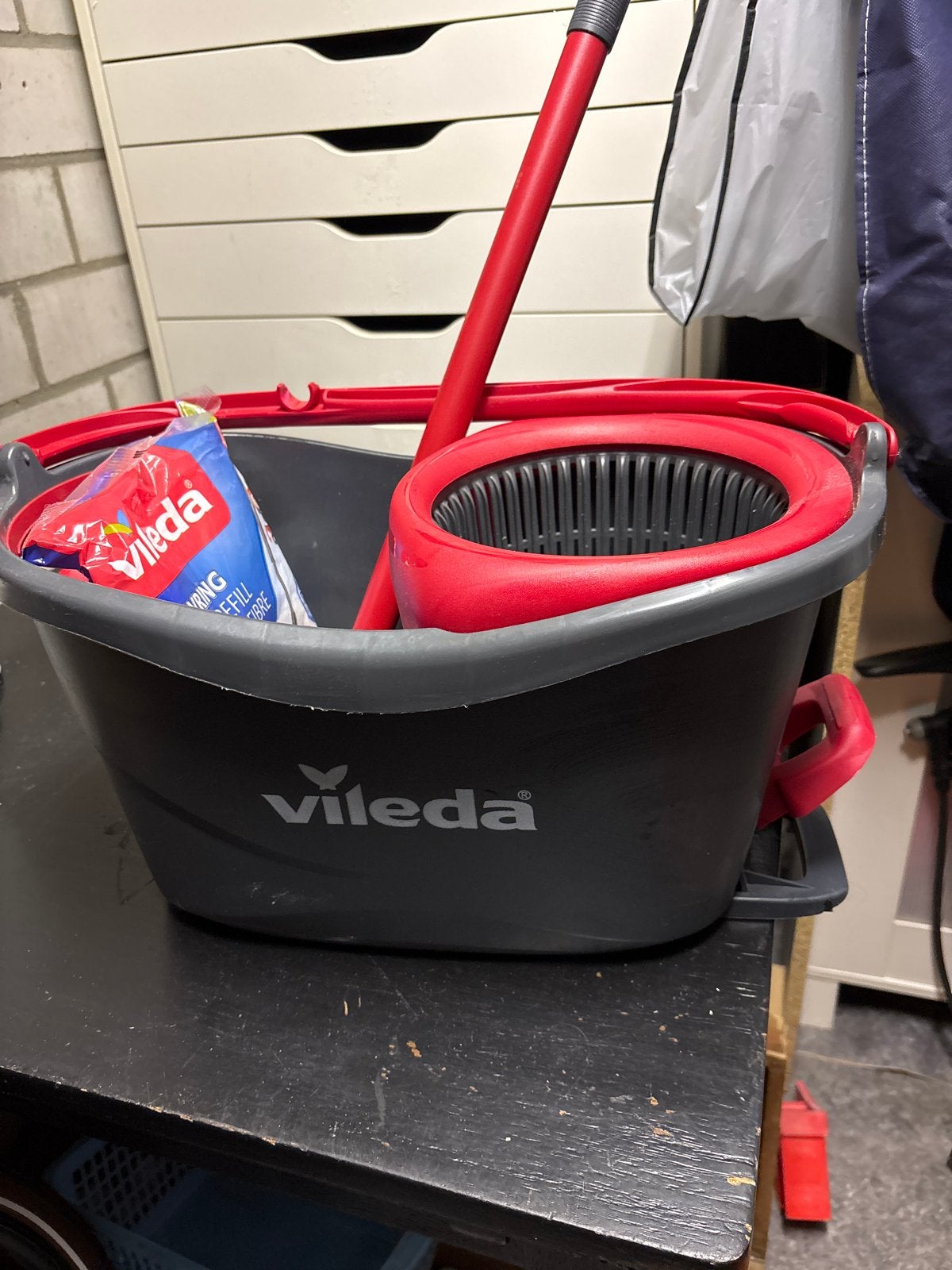 Vileda Easy Wring & Clean Turbo Dweilsysteem met Navulling, Ophalen, Dweilemmer, -bak, of -wagen