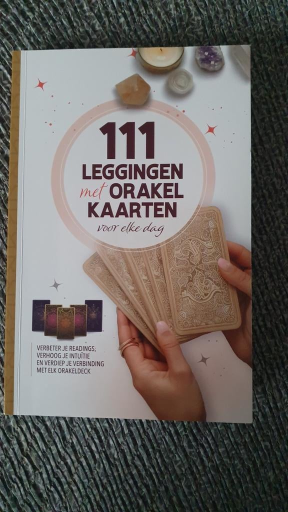 111 Leggingen met Orakelkaarten, Ophalen of Verzenden, Tarot of Kaarten leggen, Overige typen