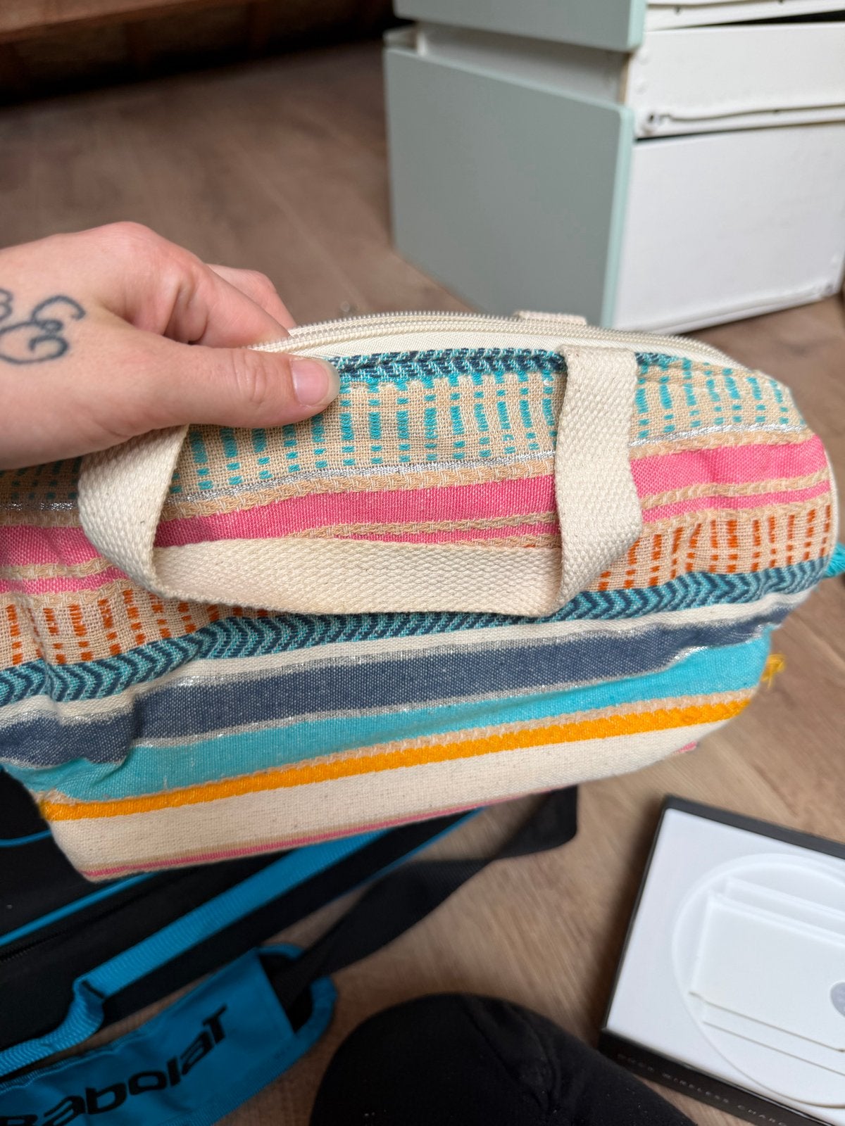 Kleurrijke handtas met kwastjes, Sieraden, Tassen en Uiterlijk, Ophalen, Nieuw, Overige kleuren, Handtas