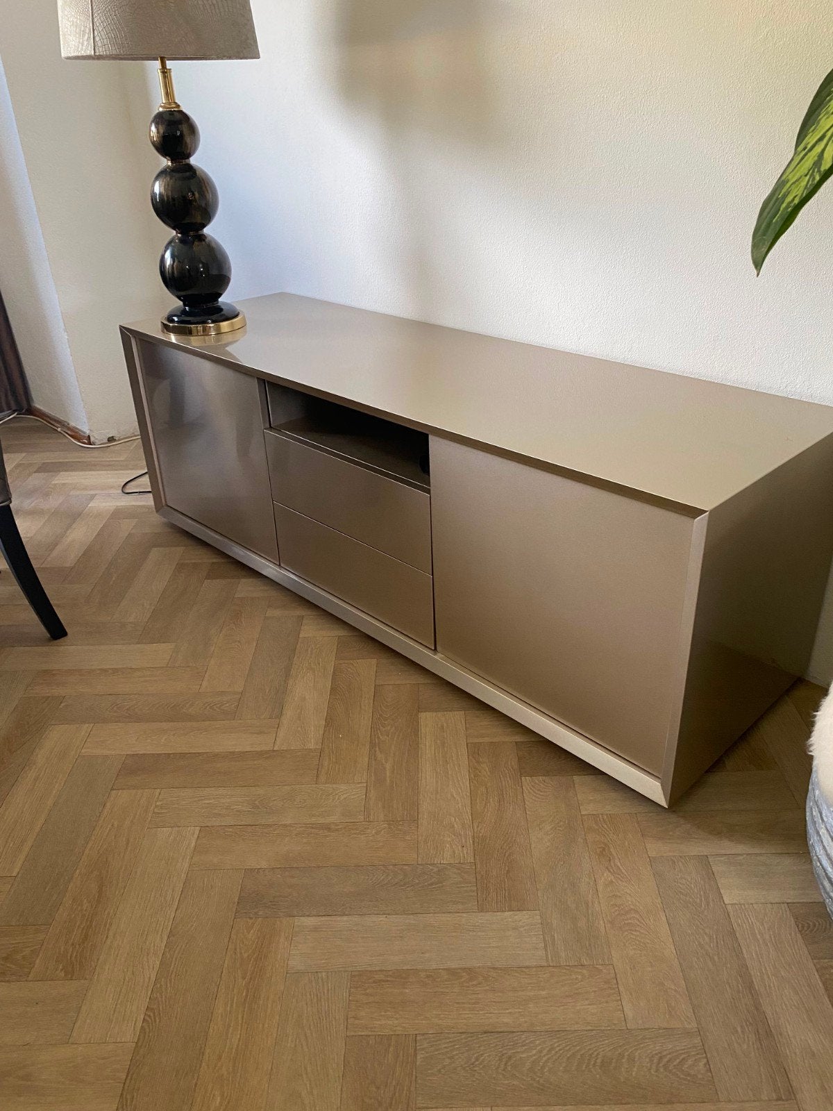 Erik Kuster Stijl Dressoir / TV Kast - Hotel Chique, Ophalen, 150 tot 200 cm, Eikenhout, Hotel chique, Erik Kuster stijl richmond