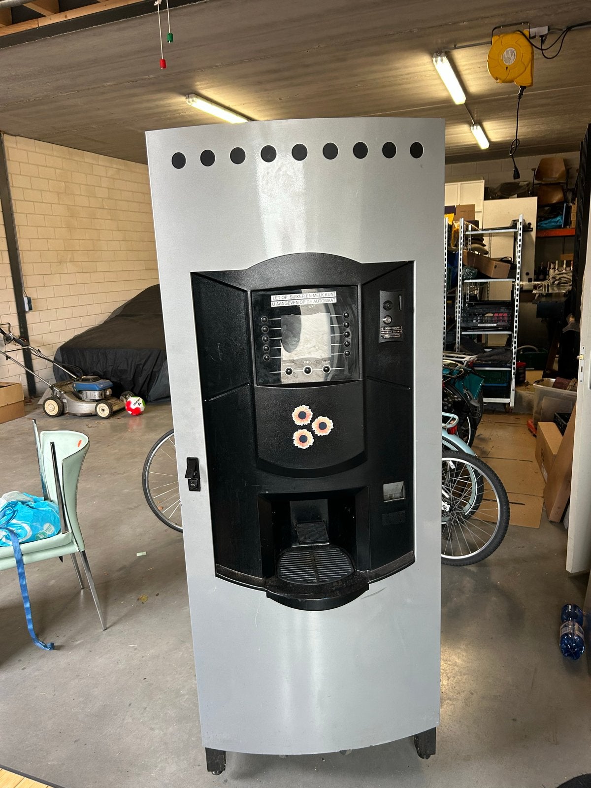 Koffieautomaat gebruikt voor film, Gebruikt, Overige typen, 10 kopjes of meer, Koffiemachine