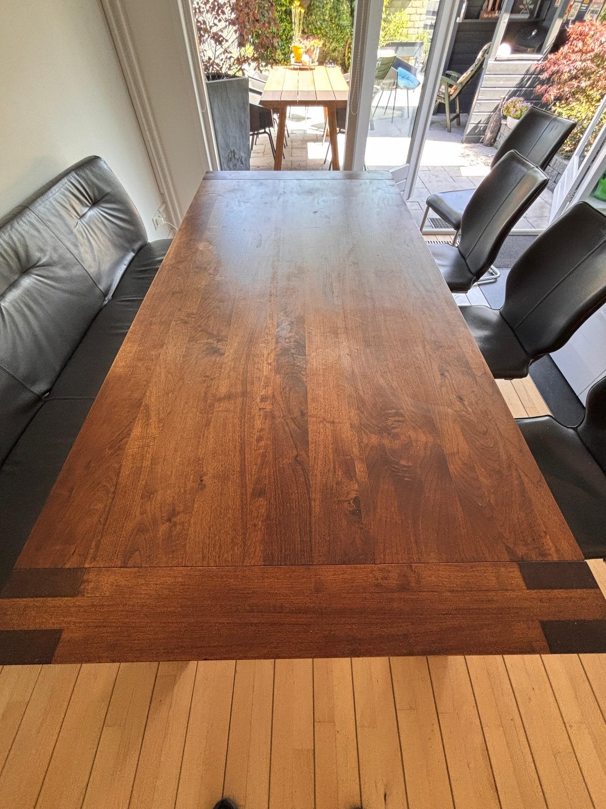 Massief notenhouten eettafel, Huis en Inrichting, Ophalen, Gebruikt, 100 tot 150 cm, Rustieke strakke tafel