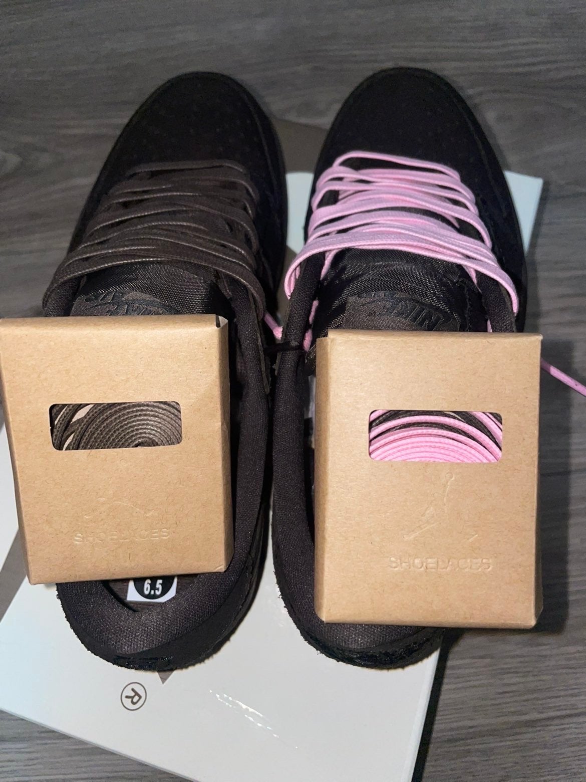 Nike Air Jordan 1 Low Travis Scott Velvet Brown - Maat 39, Kleding | Heren, Ophalen of Verzenden, Nieuw, Bruin, Sneakers of Gympen