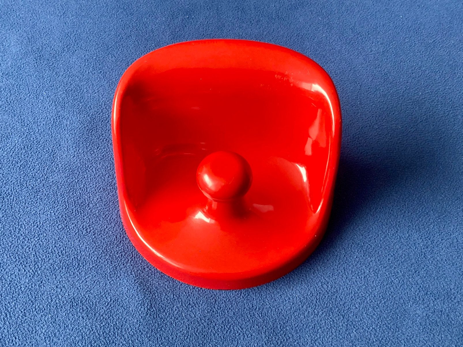 K4~ Prachtige kapstokhaak Kartell 4702 - Olaf von Bohr, Kunststof, Gebruikt, Wandhaken, Ophalen of Verzenden