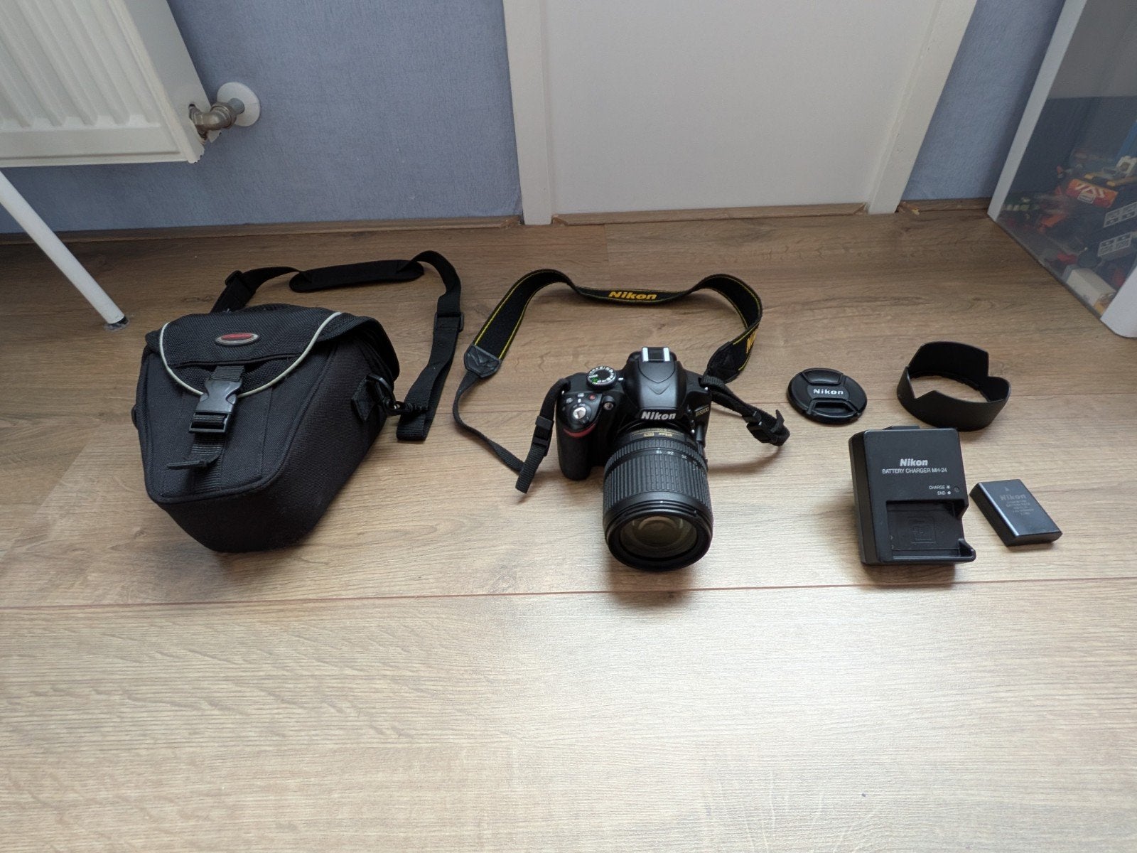 Complete Nikon D3200, Spiegelreflex, Beeldstabilisatie, Ophalen of Verzenden, Zo goed als nieuw