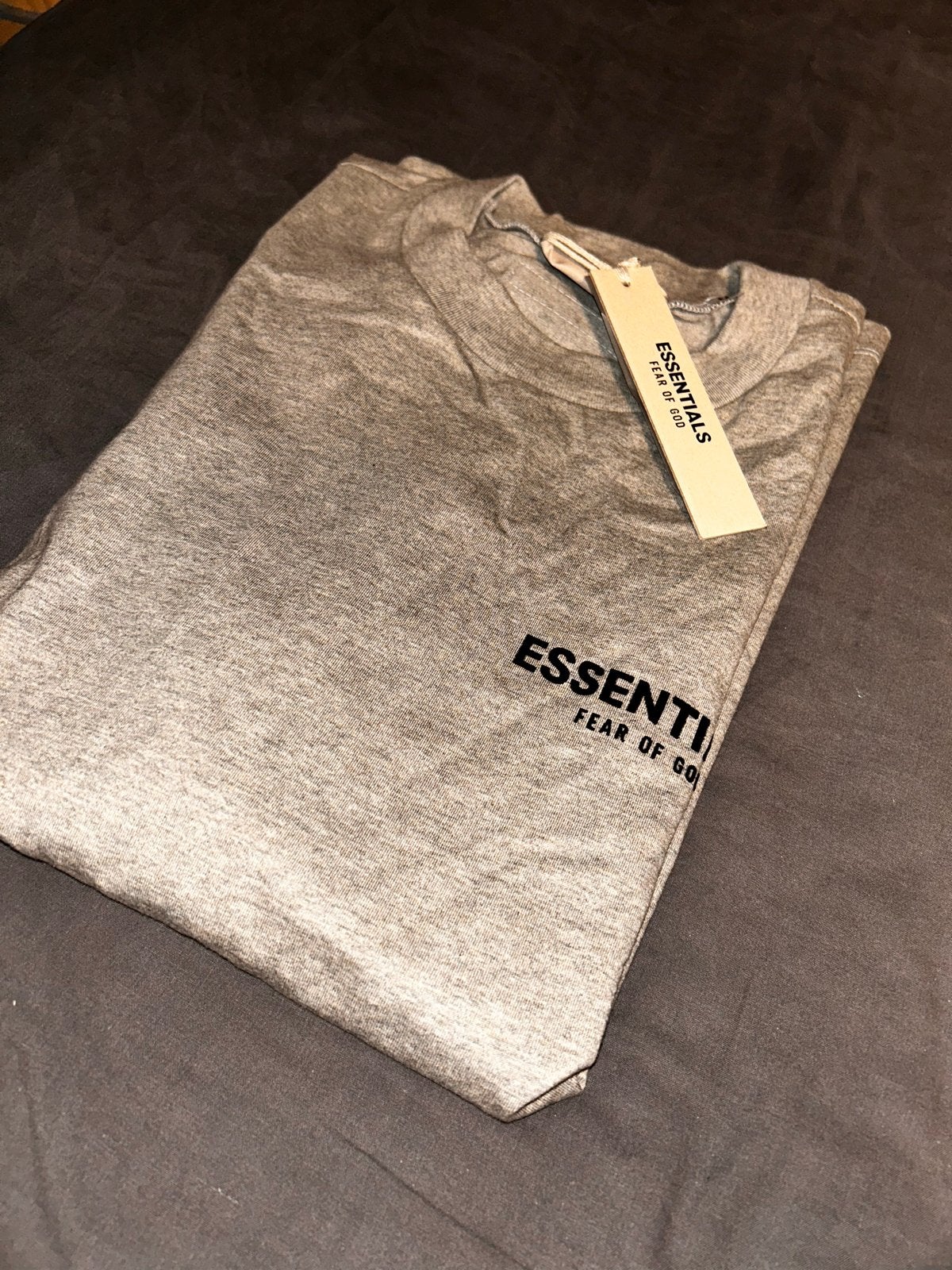 Essentials T-shirt Grijs Maat M (valt groter) Nieuw met kaar, Ophalen of Verzenden, Nieuw, Maat 48/50 (M), Grijs