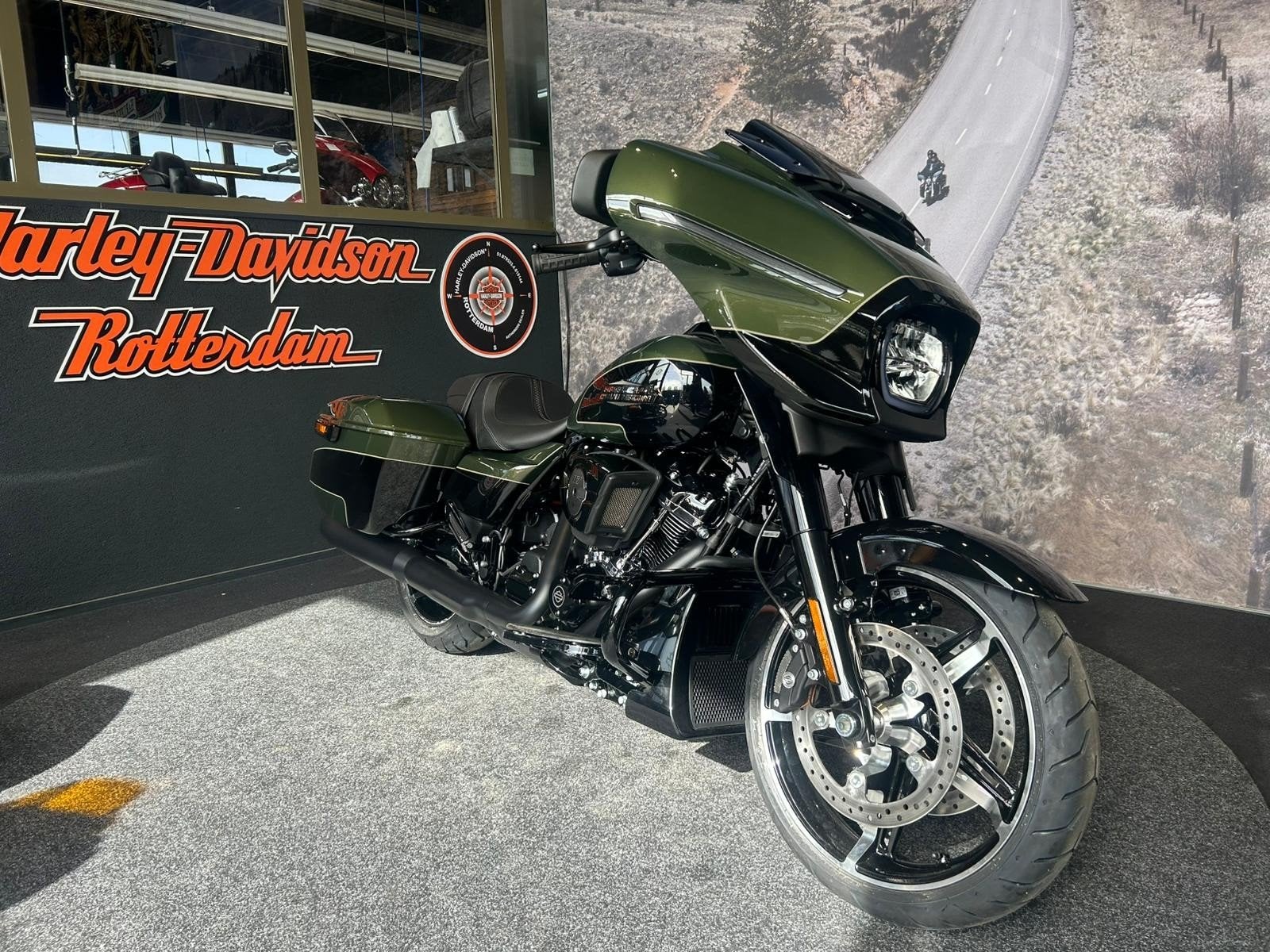Harley-Davidson FLHX STREET GLIDE Black Trim - Two Tone, Laan van Vredenoord 33
2289 DA  RIJSWIJK, NL, Bedrijf, Toermotor, Sales@harleydavidsonrotterdam.nl