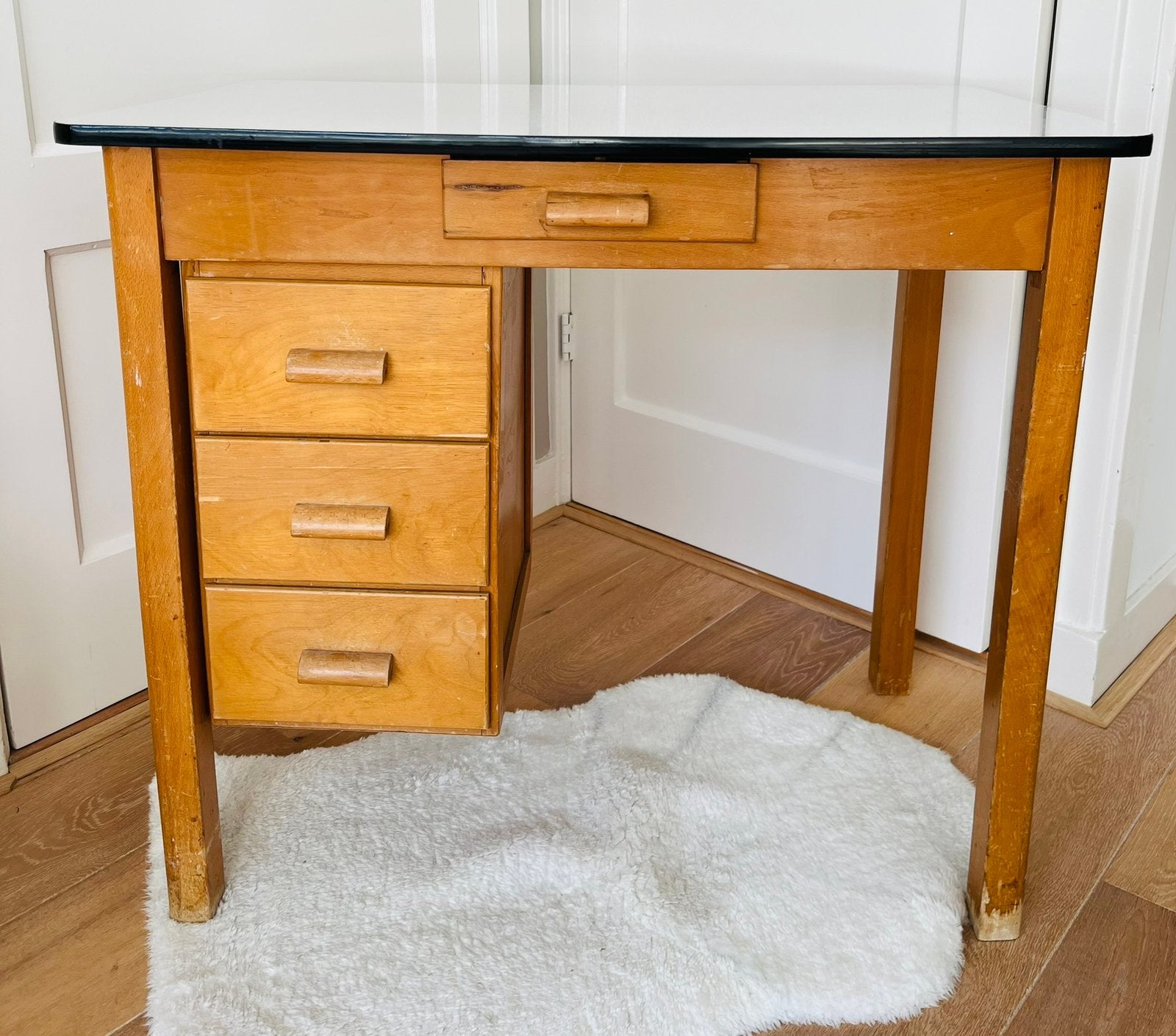 Vintage bureau Piet Zwart laptoptafel kinderbureau, Ophalen, Zo goed als nieuw