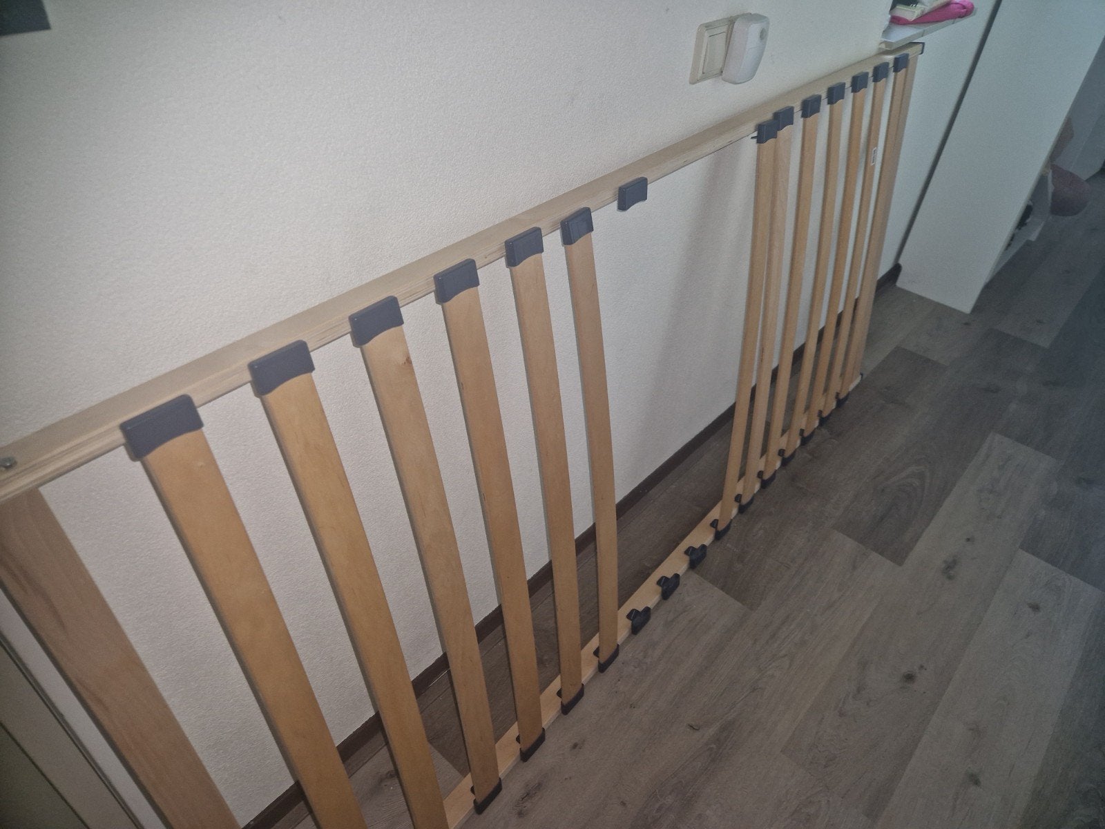 Lattenbodem 90x200 cm met gat door afknapping, Gebruikt, 90 cm, Eenpersoons, Ophalen of Verzenden