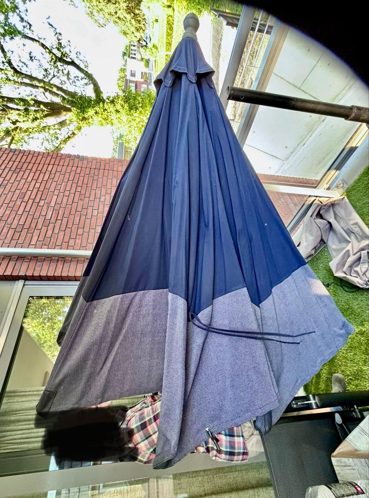 Parasol - Blauw - Inclusief hoes, Ophalen, Gebruikt, 2 tot 3 meter, Stokparasol