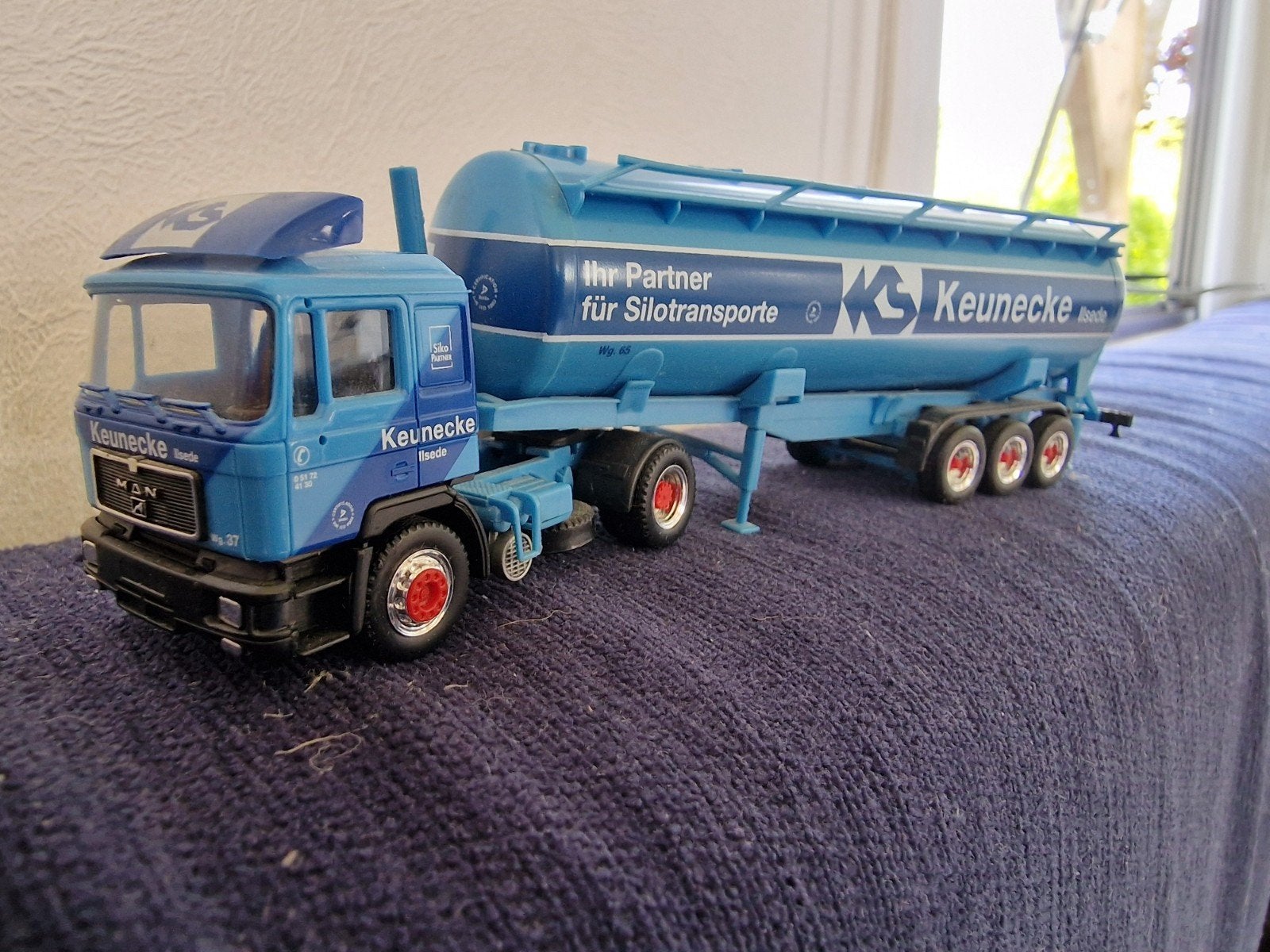 MAN Keunecke Silo Tankwagen Model, Overige merken, 1:50 of kleiner, Ophalen of Verzenden, Zo goed als nieuw