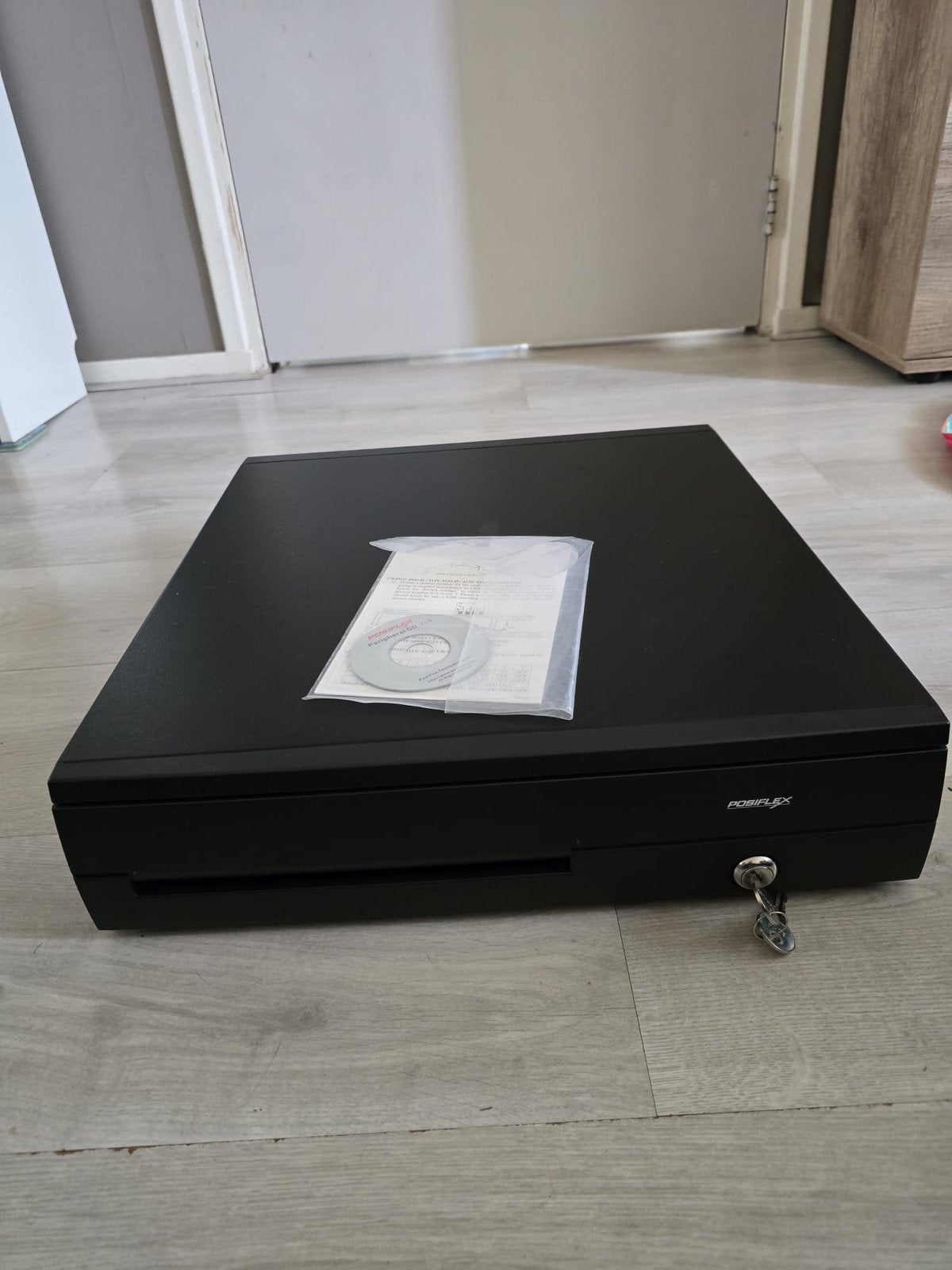 Kassalade / Geldlade POSIFLEX met sleutel en kabel, Ophalen, Nieuw