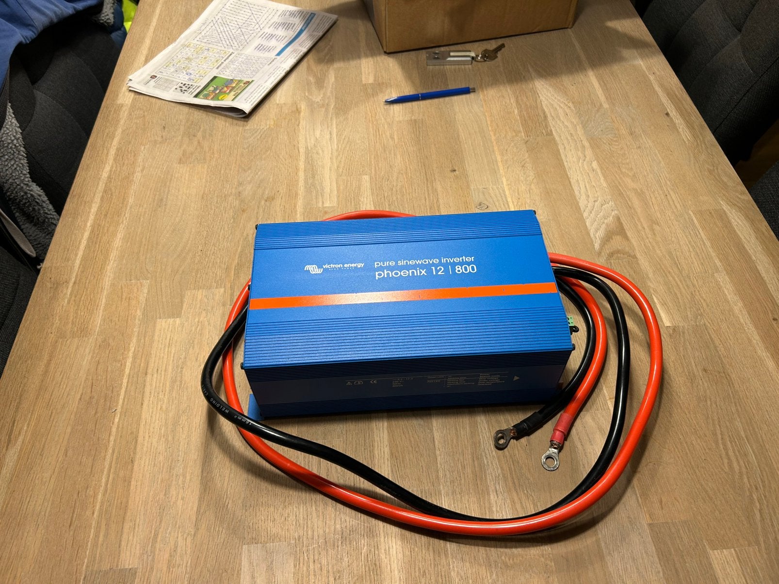 Victron 12 volt 800 watt omvormer, Caravans en Kamperen, Ophalen of Verzenden, Zo goed als nieuw