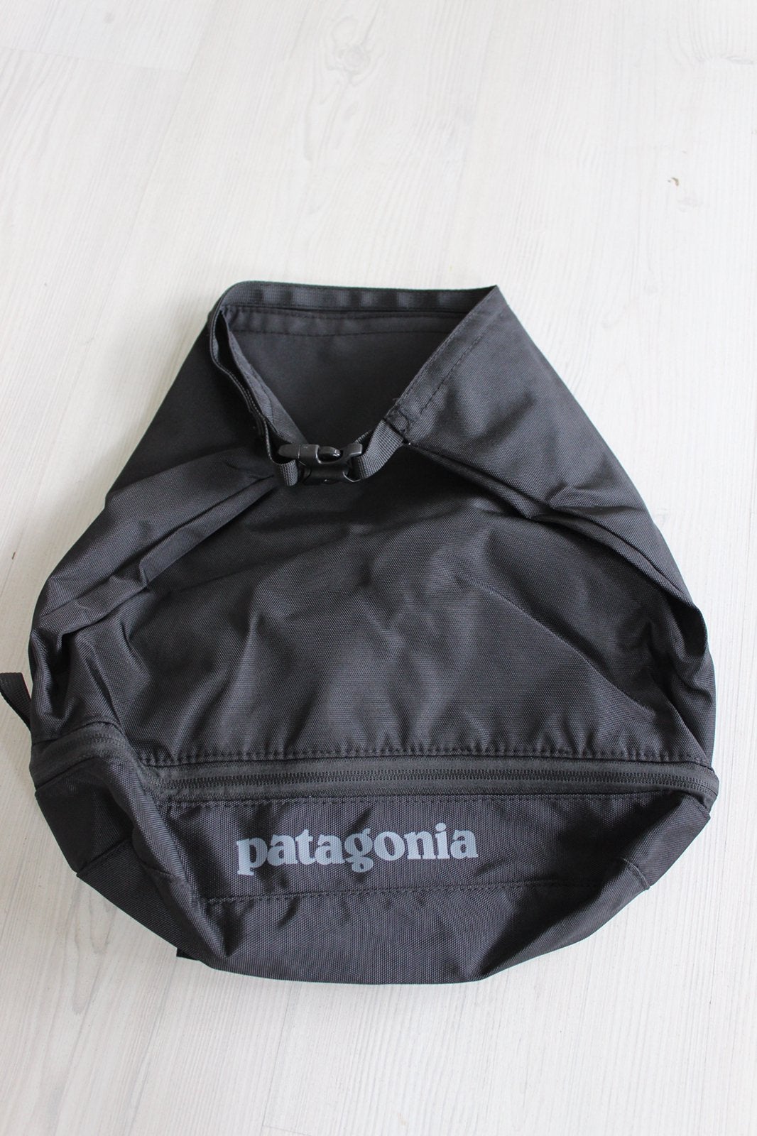 Patagonia Black Hole MLC Cube 12L, Verzenden, Nieuw, Zwart, Heer of Dame