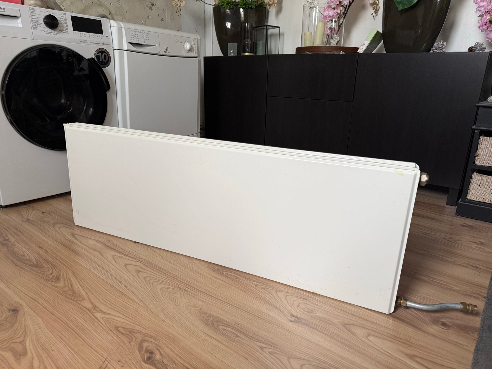 Witte flat line radiator / kachel 1200x400x80, Ophalen, 30 tot 80 cm, Radiator, Zo goed als nieuw