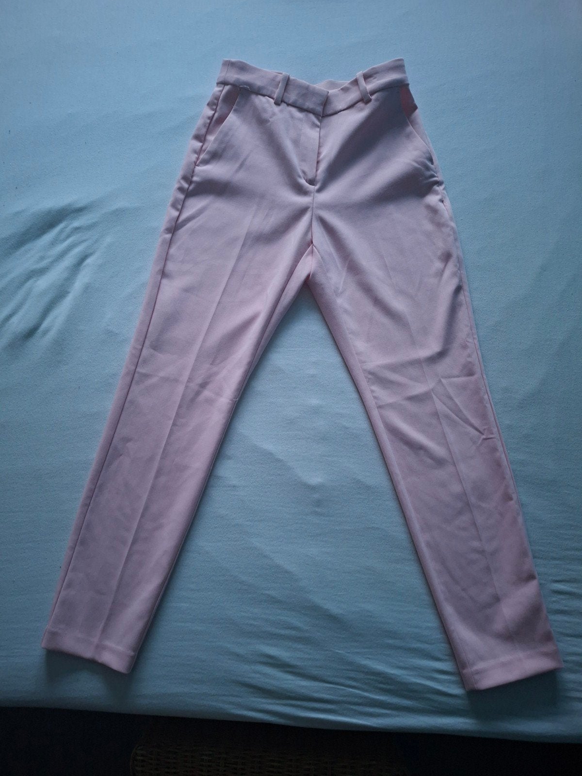 Roze pantalon van H&M, maat 36 (S), Kleding | Dames, Broeken en Pantalons, H&M, Ophalen of Verzenden, Zo goed als nieuw, Roze