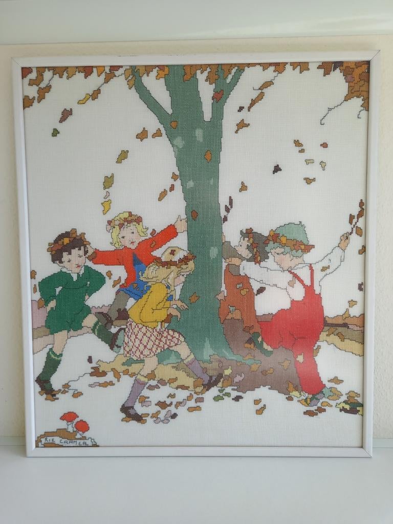 Ingelijst geborduurd schilderij van Rie Cramer. "Herfst", Antiek en Kunst, Ophalen