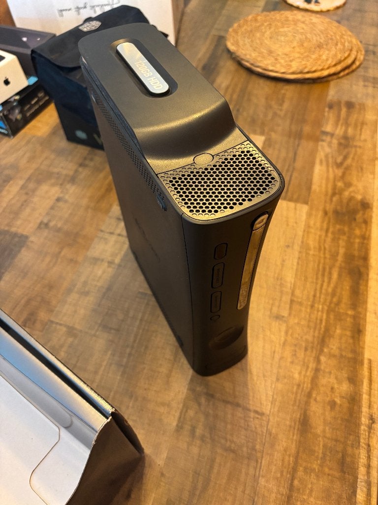 XBOX 360 Elite 120GB met games (meerprijs), Spelcomputers en Games, Spelcomputers | Xbox 360, 360 Elite of Super Elite, Met 2 controllers