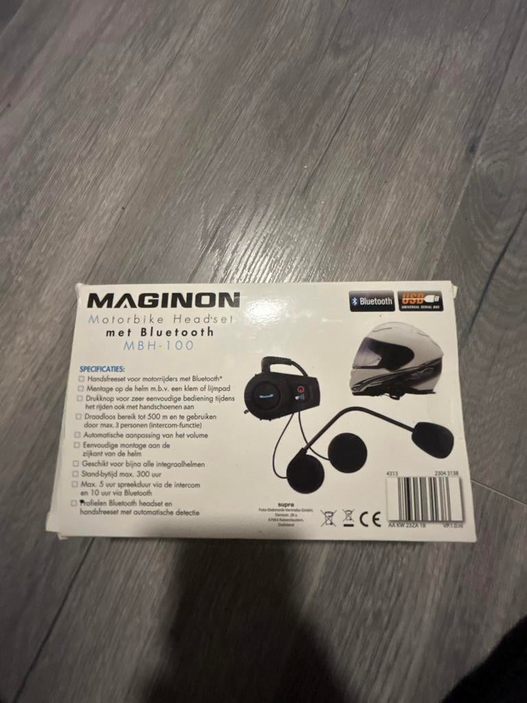 Nieuwe Bluetooth helm speaker - Maginon MBH-100, Ophalen, Zo goed als nieuw