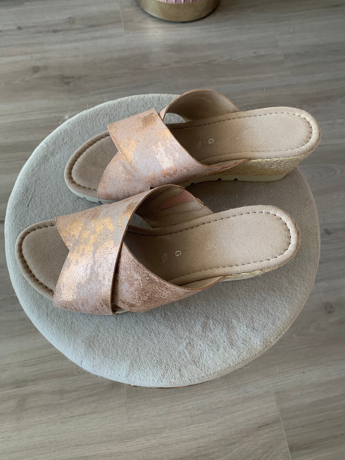 Slippers Gabor maat 38,5 NIEUW!!!, Ophalen of Verzenden, Nieuw, Roze, Slippers