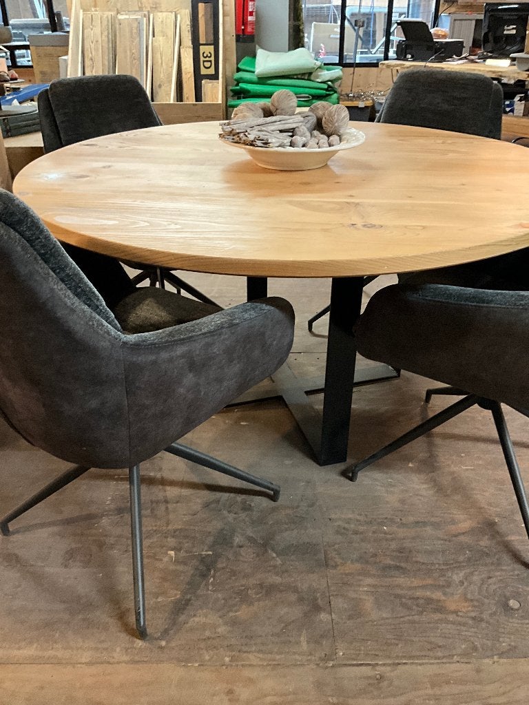 Ronde Cederhouten tafel, Huis en Inrichting, Tafels | Eettafels, Rond, Nieuw, Ophalen of Verzenden, Vijf personen of meer