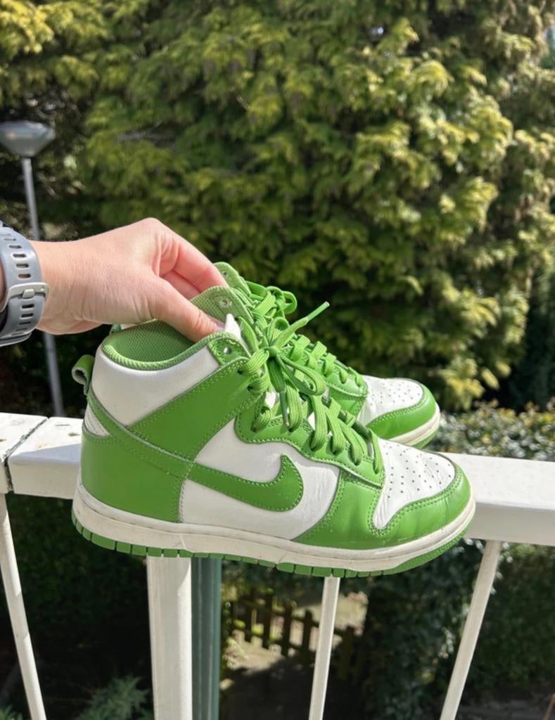 Nike Dunk High Groen Wit Sneakers Maat 38.5, Kleding | Dames, Schoenen, Ophalen of Verzenden, Gedragen, Groen, Sneakers of Gympen