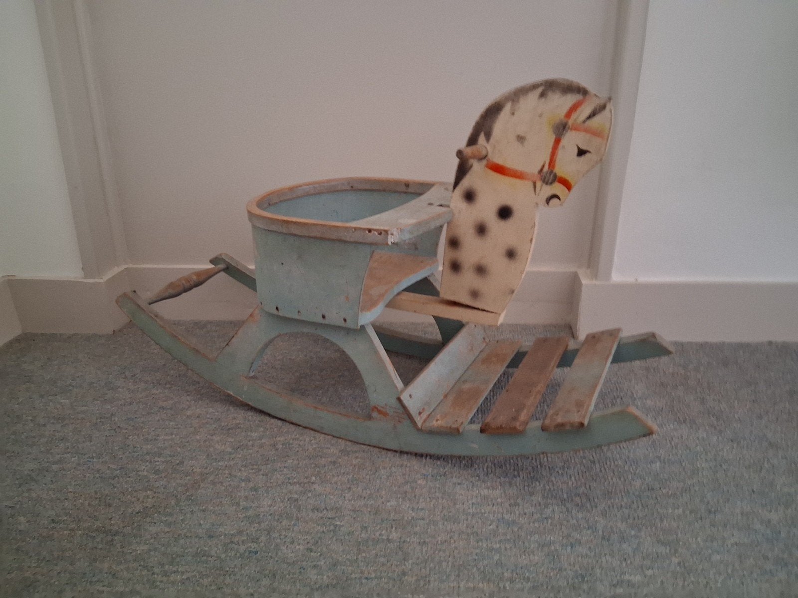 Vintage houten hobbelpaard met originele kleur, Antiek en Kunst, Ophalen of Verzenden