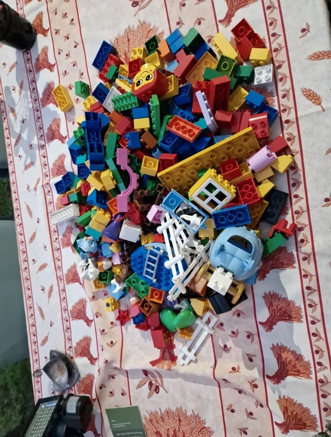 Grote doos Lego Duplo, Kinderen en Baby's, Speelgoed | Duplo en Lego, Gebruikt, Ophalen of Verzenden, Duplo, Losse stenen