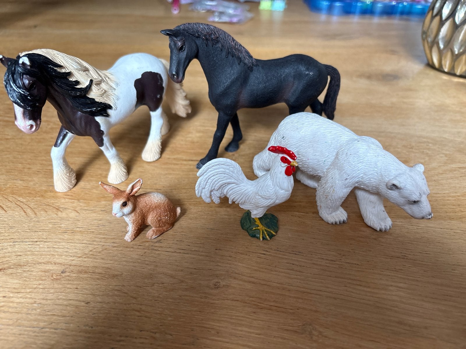 Dierenfiguren set: paarden, ijsbeer, haan en konijn, Ophalen of Verzenden, Gebruikt, Jongen of Meisje