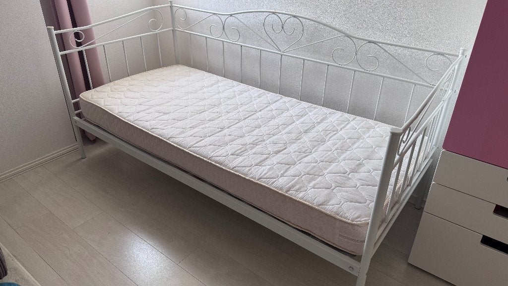 Metalen tienerbed, Ophalen, Gebruikt, 90 cm, Eenpersoons