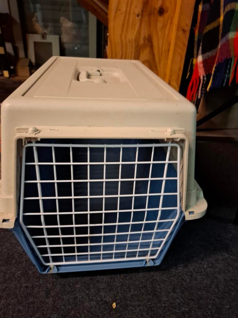 Te koop. Honden mand voor vervoer., Ophalen of Verzenden, Riet