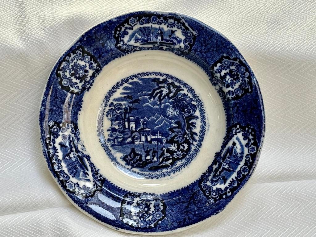 Antiek Petrus Regout soepbord | Willow blauw/wit | 1880, Ophalen of Verzenden