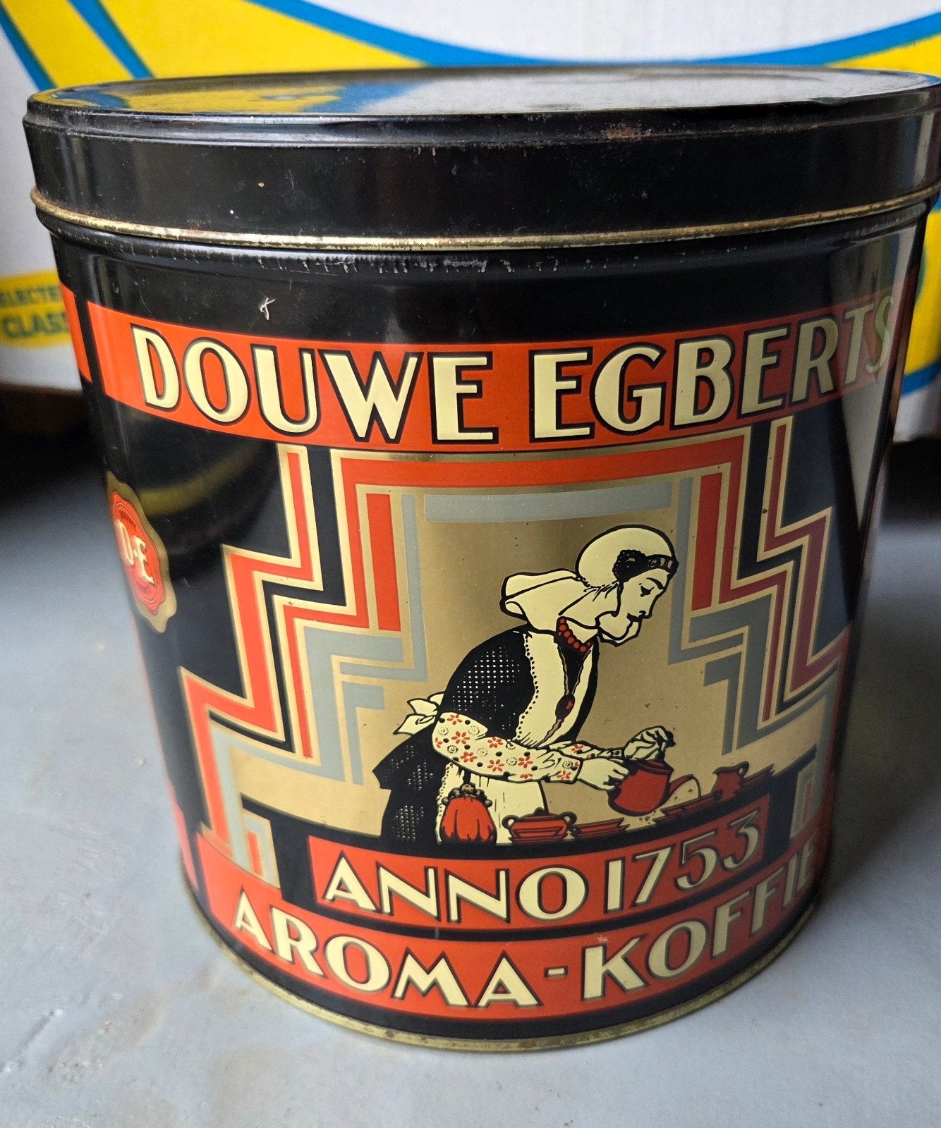 groot rond douwe egberts koffie blik, Ophalen, Gebruikt, Koffie, Douwe Egberts