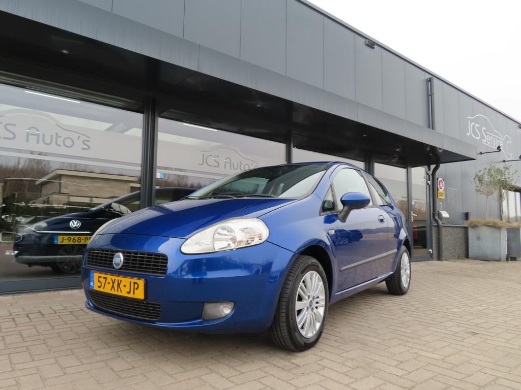 Fiat GRANDE PUNTO 1.4 Dynamic Airco Cruise Licht Metaal 2007, Auto's, Fiat, Voorwielaandrijving, 4 cilinders, Grande Punto, Origineel Nederlands