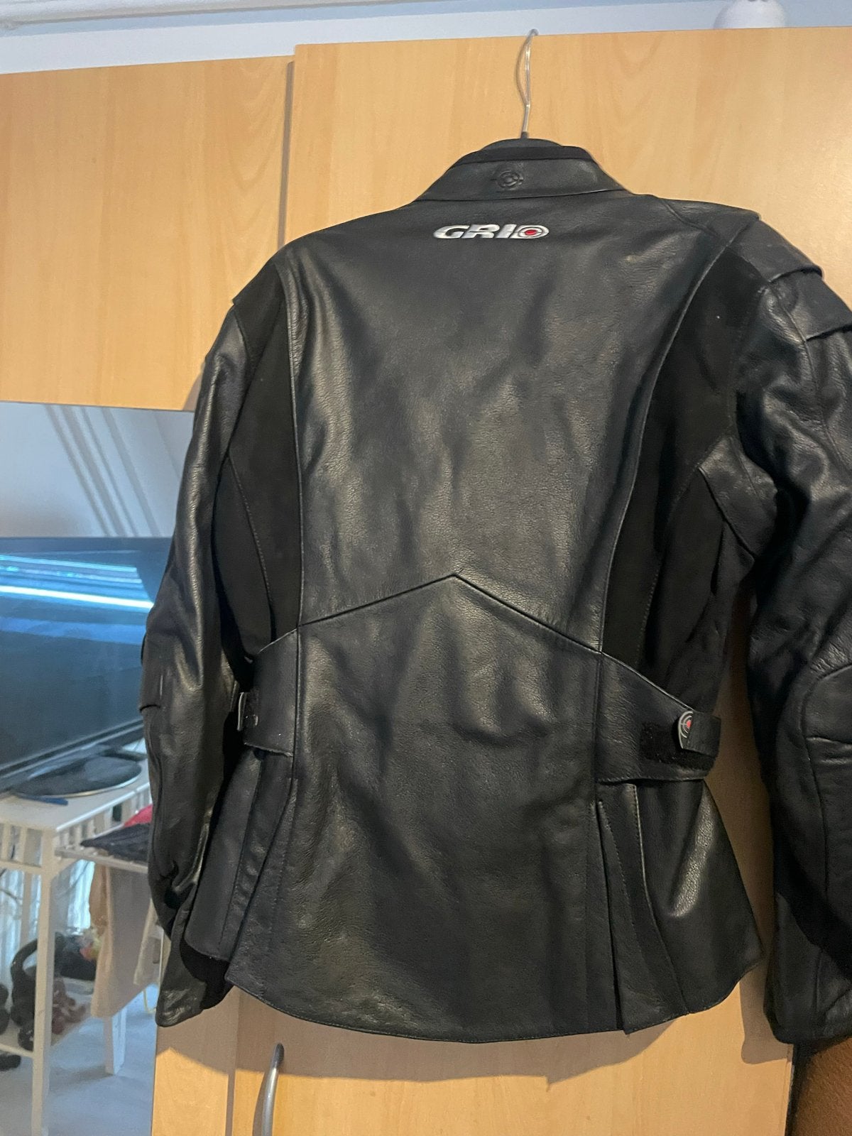 Dames zwarte leren motorjas maat 38/40, Kleding | Dames, Ophalen, Gedragen, Maat 38/40 (M), Zwart