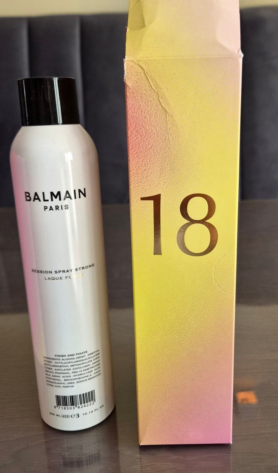 Balmain Session Spray Strong Vakje 18 Bijenkorf Adventskale, Ophalen of Verzenden, Nieuw, Gel, Wax, Haarlak of Mousse